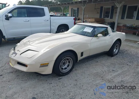 1981 Chevrolet Corvette z USA, uszkodzony, nr VIN 1G1AY8768BS424662